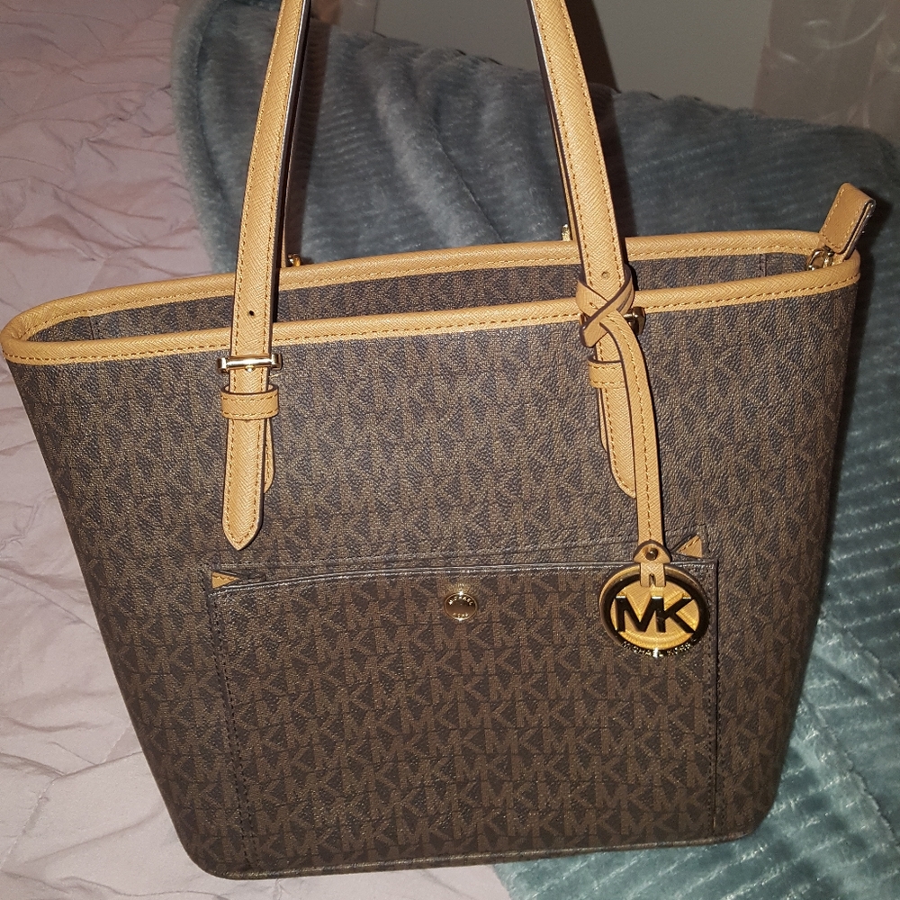 Michael Kors purse